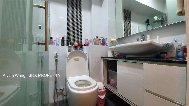 Blk 208 Pasir Ris Street 21 (Pasir Ris), HDB Executive #215414241